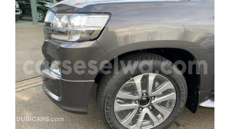 Big with watermark toyota land cruiser east mah%c3%a9 import dubai 5333