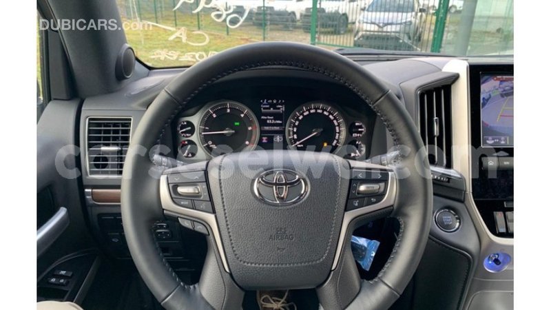 Big with watermark toyota land cruiser east mah%c3%a9 import dubai 5333