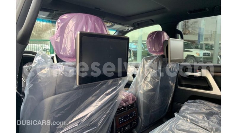 Big with watermark toyota land cruiser east mah%c3%a9 import dubai 5333