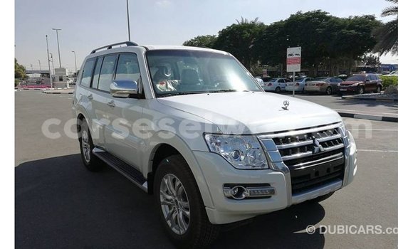 Buy Import Mitsubishi Pajero White Car in Import - Dubai in East Mahé Buy Import Mitsubishi Pajero White Car in Import - Dubai in East Mahé