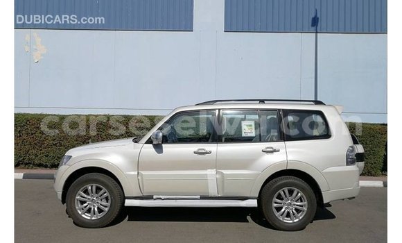 Buy Import Mitsubishi Pajero White Car in Import - Dubai in East Mahé Buy Import Mitsubishi Pajero White Car in Import - Dubai in East Mahé