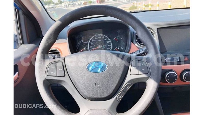 Big with watermark hyundai i10 east mah%c3%a9 import dubai 5335