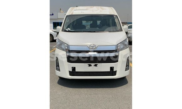 Buy Import Toyota Hiace White Car in Import - Dubai in East Mahé Buy Import Toyota Hiace White Car in Import - Dubai in East Mahé