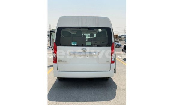 Buy Import Toyota Hiace White Car in Import - Dubai in East Mahé Buy Import Toyota Hiace White Car in Import - Dubai in East Mahé