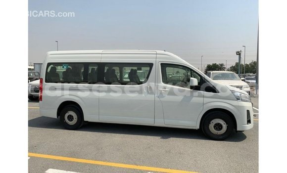 Buy Import Toyota Hiace White Car in Import - Dubai in East Mahé Buy Import Toyota Hiace White Car in Import - Dubai in East Mahé
