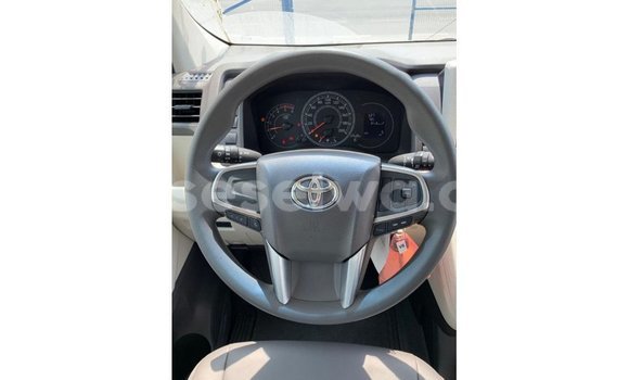Buy Import Toyota Hiace White Car in Import - Dubai in East Mahé Buy Import Toyota Hiace White Car in Import - Dubai in East Mahé