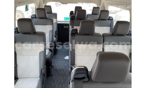 Buy Import Toyota Hiace White Car in Import - Dubai in East Mahé Buy Import Toyota Hiace White Car in Import - Dubai in East Mahé