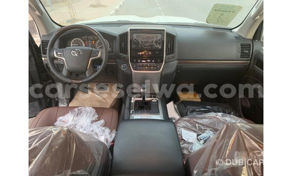 Buy Import Toyota Land Cruiser Black Car in Import - Dubai in East Mahé Buy Import Toyota Land Cruiser Black Car in Import - Dubai in East Mahé