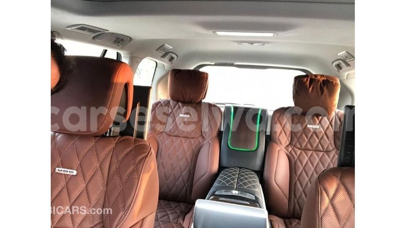 Big with watermark toyota land cruiser east mah%c3%a9 import dubai 5342