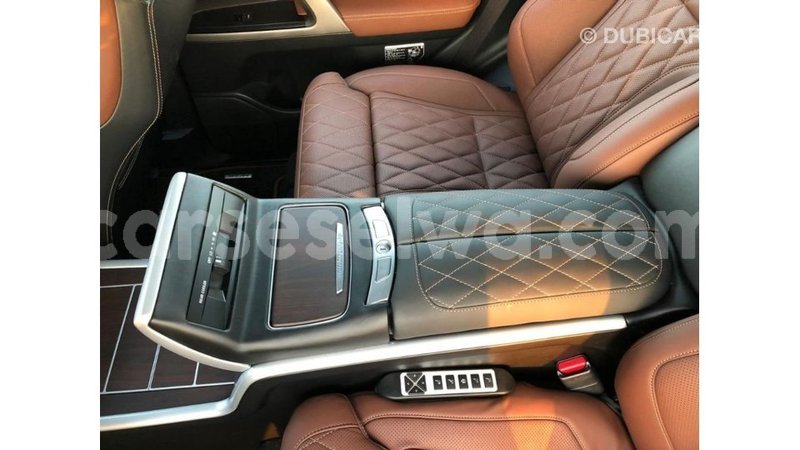 Big with watermark toyota land cruiser east mah%c3%a9 import dubai 5342