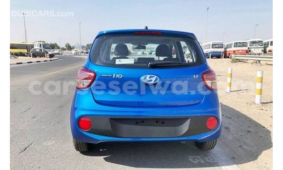 Acheter Import Voiture Hyundai i10 Bleu à Import - Dubai, East Mahé Acheter Import Voiture Hyundai i10 Bleu à Import - Dubai, East Mahé