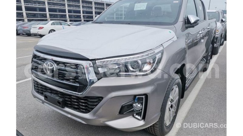 Big with watermark toyota hilux east mah%c3%a9 import dubai 5344