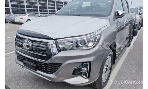 Buy Import Toyota Hilux Brown Car in Import - Dubai in East Mahé Buy Import Toyota Hilux Brown Car in Import - Dubai in East Mahé