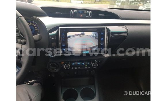 Buy Import Toyota Hilux Brown Car in Import - Dubai in East Mahé Buy Import Toyota Hilux Brown Car in Import - Dubai in East Mahé