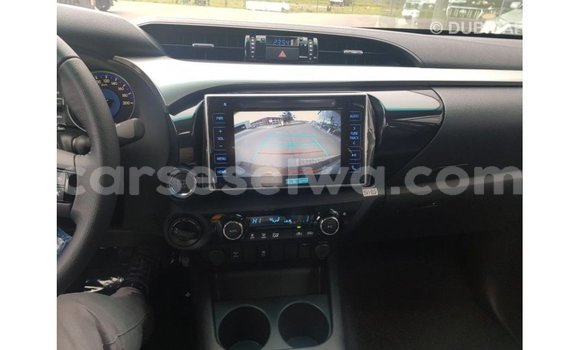 Buy Import Toyota Hilux Brown Car in Import - Dubai in East Mahé Buy Import Toyota Hilux Brown Car in Import - Dubai in East Mahé