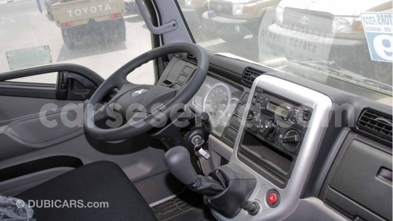 Big with watermark mitsubishi carisma east mah%c3%a9 import dubai 5348