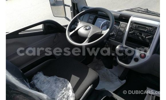 Buy Import Mitsubishi Carisma White Car in Import - Dubai in East Mahé Buy Import Mitsubishi Carisma White Car in Import - Dubai in East Mahé