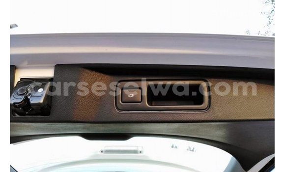 Buy Import Toyota Fortuner White Car in Import - Dubai in East Mahé Buy Import Toyota Fortuner White Car in Import - Dubai in East Mahé