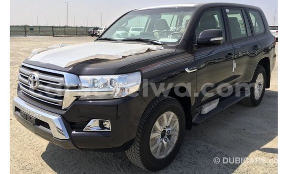Acheter Import Voiture Toyota Land Cruiser Noir à Import - Dubai, East Mahé Acheter Import Voiture Toyota Land Cruiser Noir à Import - Dubai, East Mahé