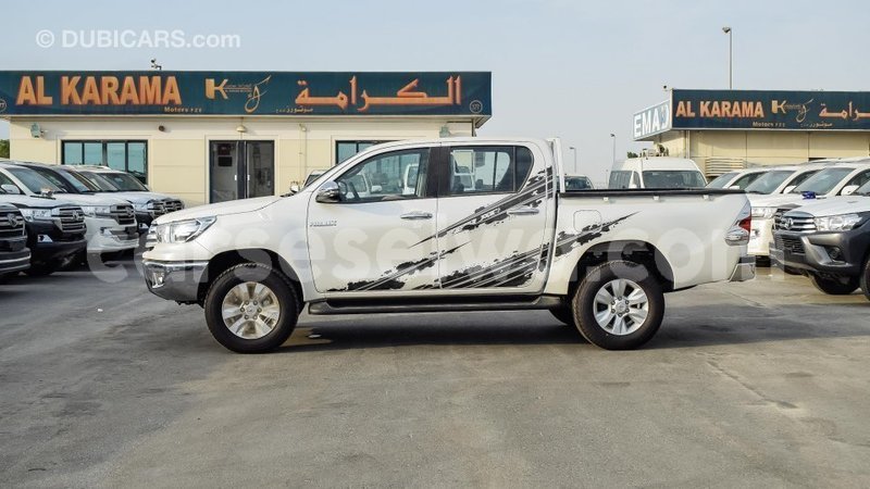 Big with watermark toyota hilux east mah%c3%a9 import dubai 5354