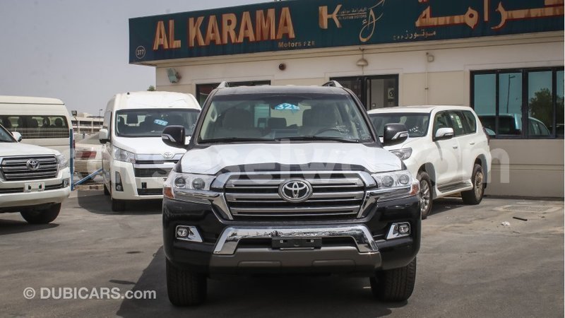 Big with watermark toyota land cruiser east mah%c3%a9 import dubai 5355