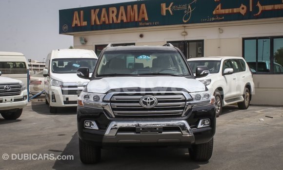 Acheter Import Voiture Toyota Land Cruiser Noir à Import - Dubai, East Mahé Acheter Import Voiture Toyota Land Cruiser Noir à Import - Dubai, East Mahé