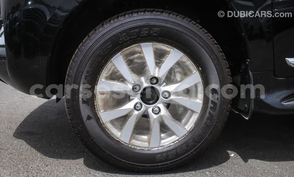 Acheter Import Voiture Toyota Land Cruiser Noir à Import - Dubai, East Mahé Acheter Import Voiture Toyota Land Cruiser Noir à Import - Dubai, East Mahé