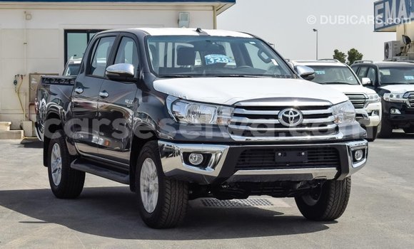 Acheter Import Voiture Toyota Hilux Autre à Import - Dubai, East Mahé Acheter Import Voiture Toyota Hilux Autre à Import - Dubai, East Mahé