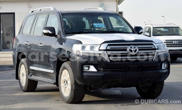 Acheter Import Voiture Toyota Land Cruiser Noir à Import - Dubai, East Mahé Acheter Import Voiture Toyota Land Cruiser Noir à Import - Dubai, East Mahé