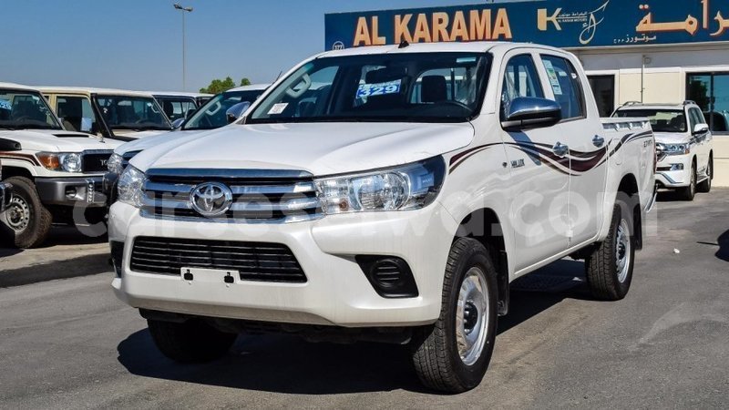 Big with watermark toyota hilux east mah%c3%a9 import dubai 5361