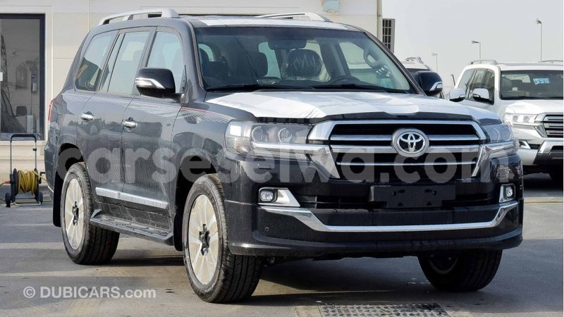 Big with watermark toyota land cruiser east mah%c3%a9 import dubai 5363