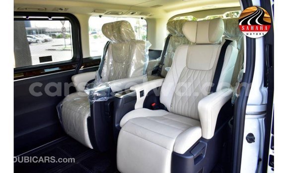 Buy Import Toyota Granvia White Car in Import - Dubai in East Mahé Buy Import Toyota Granvia White Car in Import - Dubai in East Mahé