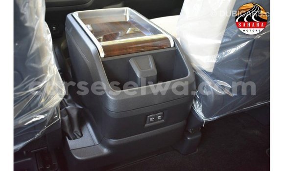 Buy Import Toyota Granvia White Car in Import - Dubai in East Mahé Buy Import Toyota Granvia White Car in Import - Dubai in East Mahé