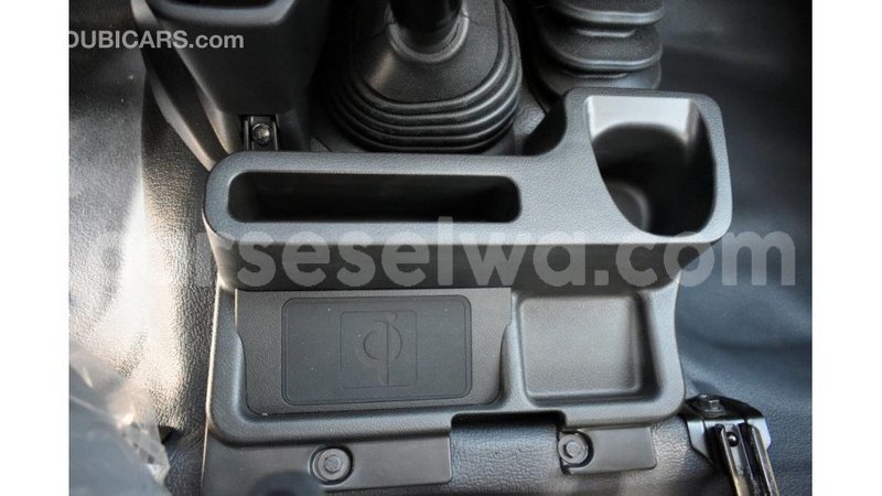 Big with watermark toyota land cruiser east mah%c3%a9 import dubai 5387