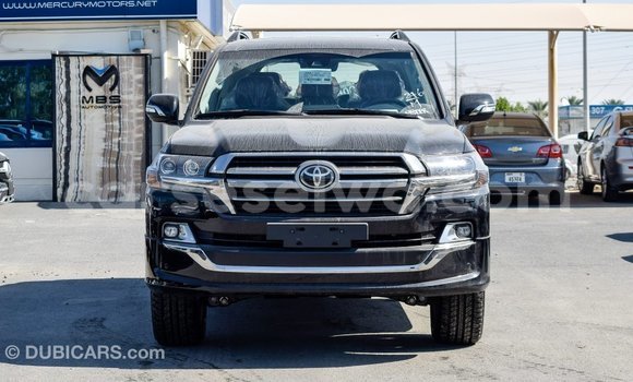 Buy Import Toyota Land Cruiser Black Car in Import - Dubai in East Mahé Buy Import Toyota Land Cruiser Black Car in Import - Dubai in East Mahé