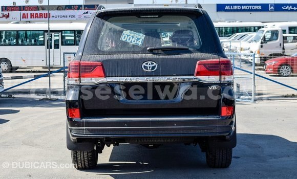 Buy Import Toyota Land Cruiser Black Car in Import - Dubai in East Mahé Buy Import Toyota Land Cruiser Black Car in Import - Dubai in East Mahé