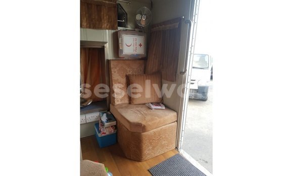 Acheter Import Utilitaire Kia K2700 Blanc à Import - Dubai, East Mahé Acheter Import Utilitaire Kia K2700 Blanc à Import - Dubai, East Mahé