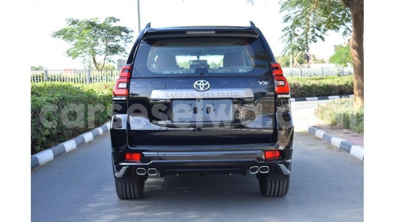 Big with watermark toyota prado east mah%c3%a9 import dubai 5399