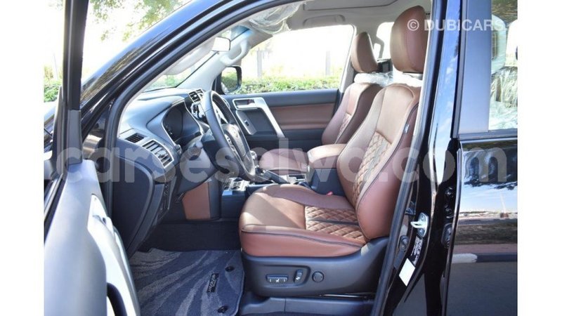 Big with watermark toyota prado east mah%c3%a9 import dubai 5399