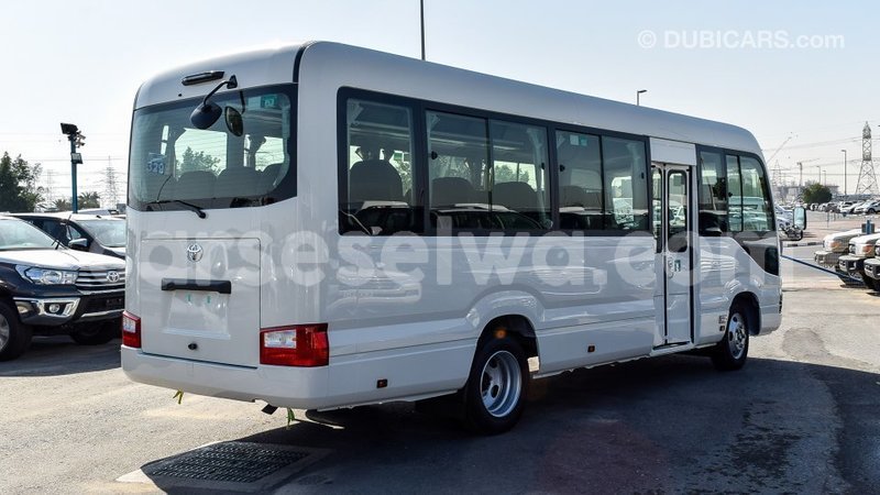 Big with watermark toyota coaster east mah%c3%a9 import dubai 5403