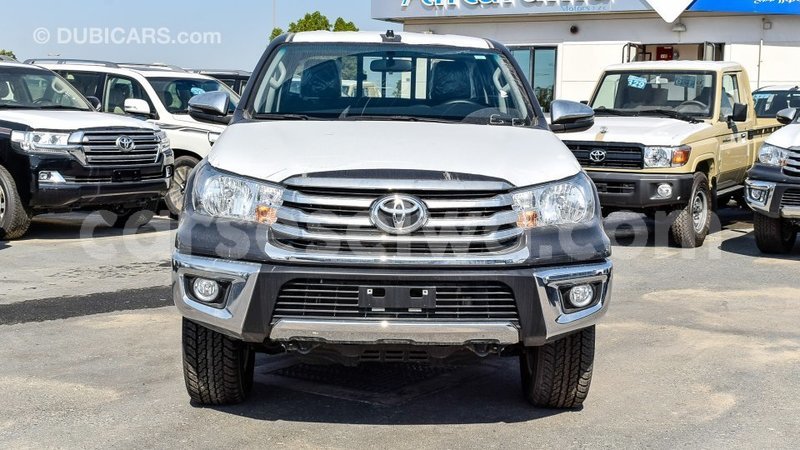 Big with watermark toyota hilux east mah%c3%a9 import dubai 5407