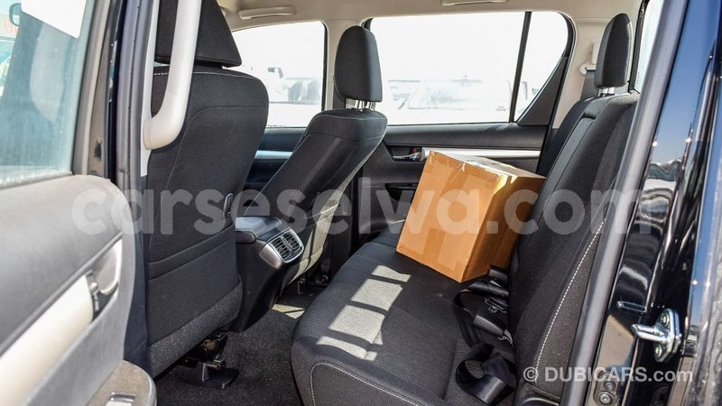 Big with watermark toyota hilux east mah%c3%a9 import dubai 5408