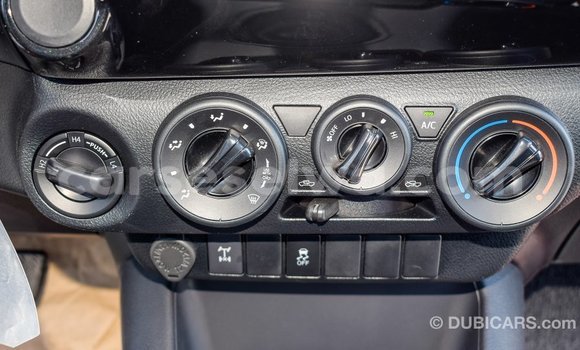 Acheter Import Voiture Toyota Hilux Autre à Import - Dubai, East Mahé Acheter Import Voiture Toyota Hilux Autre à Import - Dubai, East Mahé