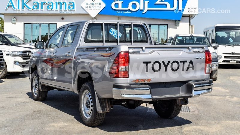 Big with watermark toyota hilux east mah%c3%a9 import dubai 5409