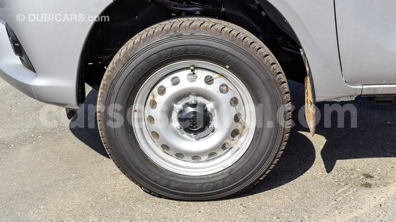 Big with watermark toyota hilux east mah%c3%a9 import dubai 5409