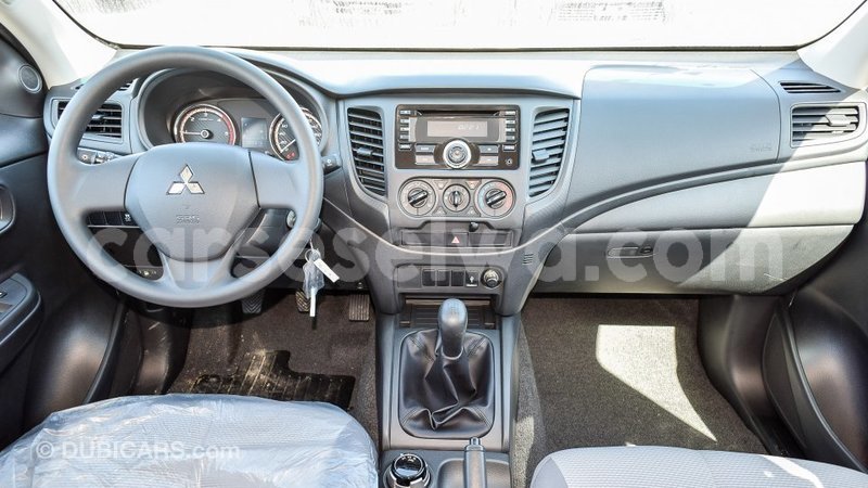 Big with watermark mitsubishi l200 east mah%c3%a9 import dubai 5410