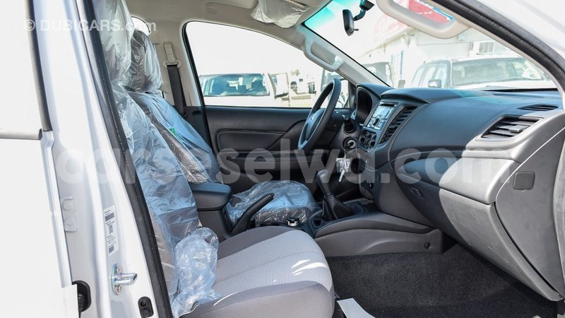 Big with watermark mitsubishi l200 east mah%c3%a9 import dubai 5410