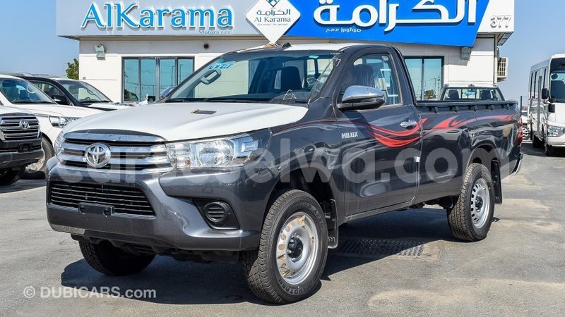 Big with watermark toyota hilux east mah%c3%a9 import dubai 5411