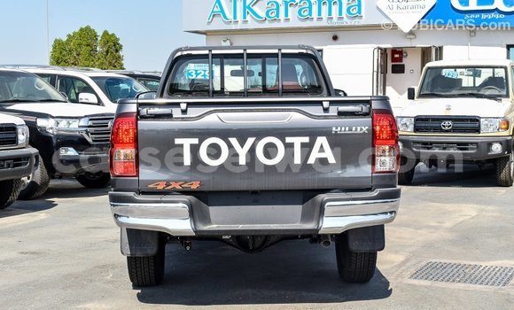 Acheter Import Voiture Toyota Hilux Autre à Import - Dubai, East Mahé Acheter Import Voiture Toyota Hilux Autre à Import - Dubai, East Mahé