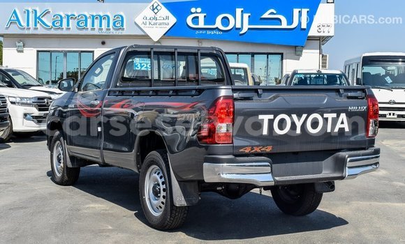 Acheter Import Voiture Toyota Hilux Autre à Import - Dubai, East Mahé Acheter Import Voiture Toyota Hilux Autre à Import - Dubai, East Mahé